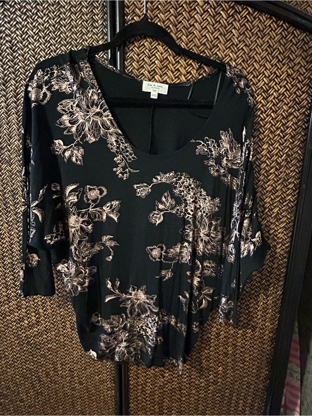 Kim & Cami Black Floral Scoop Neck Tunic